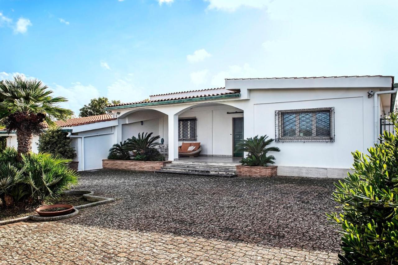 Villa Eva Crispiano المظهر الخارجي الصورة
